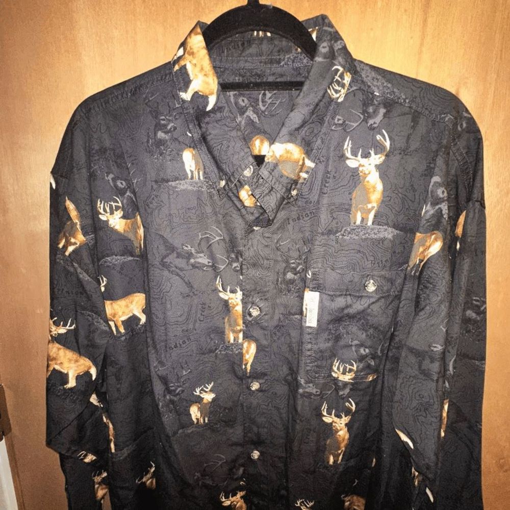 Columbia Button Down Shirt Men's XL Black River Lodge All Over Print Deer Huntin